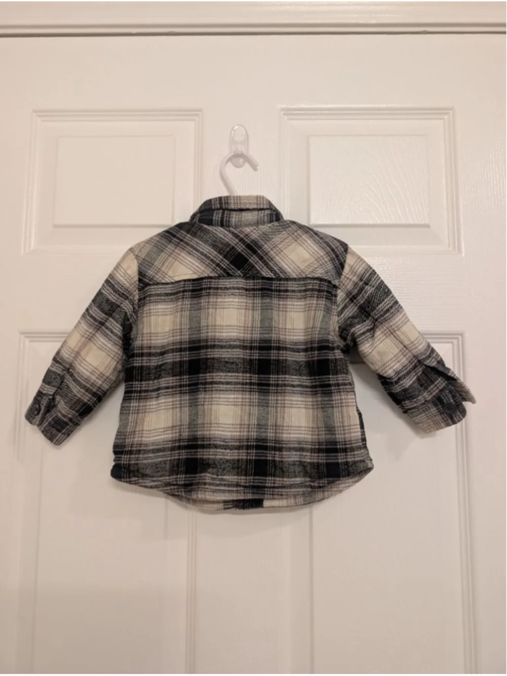 Baby GAP Plaid Button Down Shirt 12-18 Months Black & Beige Bear Logo Shacket